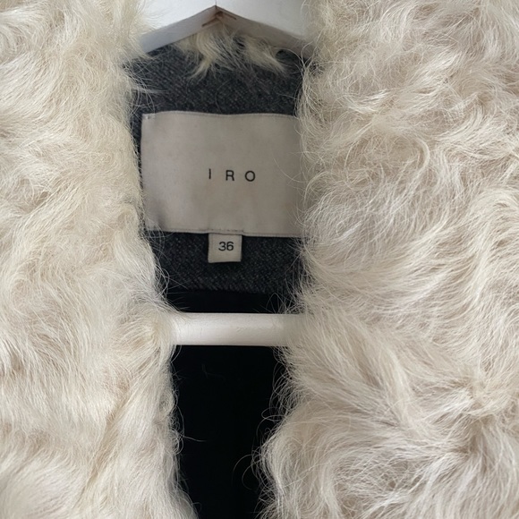 Grey Wool Blend Shearling Collar Jacket size FR 36 - Picture 3 of 8